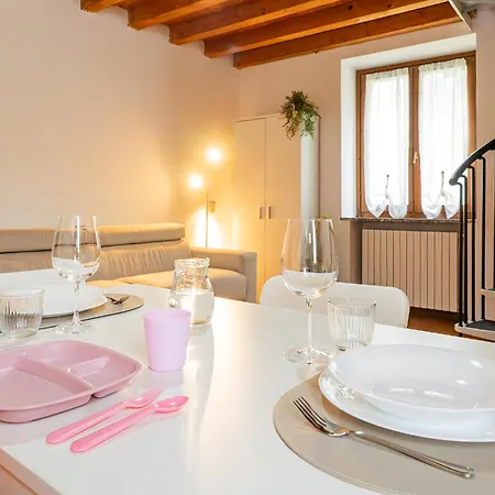 White Nest - & Area Apartman Ballabio